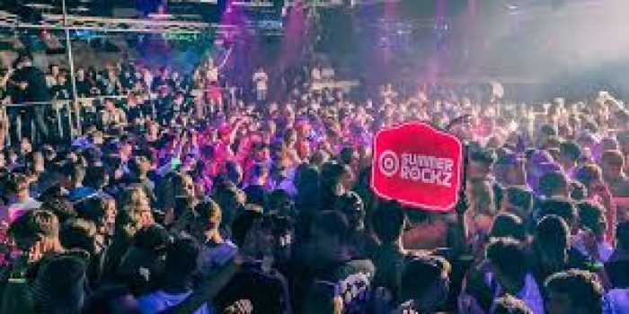 🌙 MERCOLEDÌ NIGHT